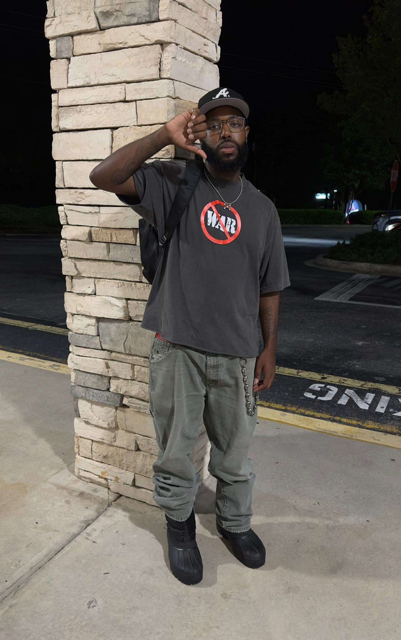 NO WAR T-SHIRT